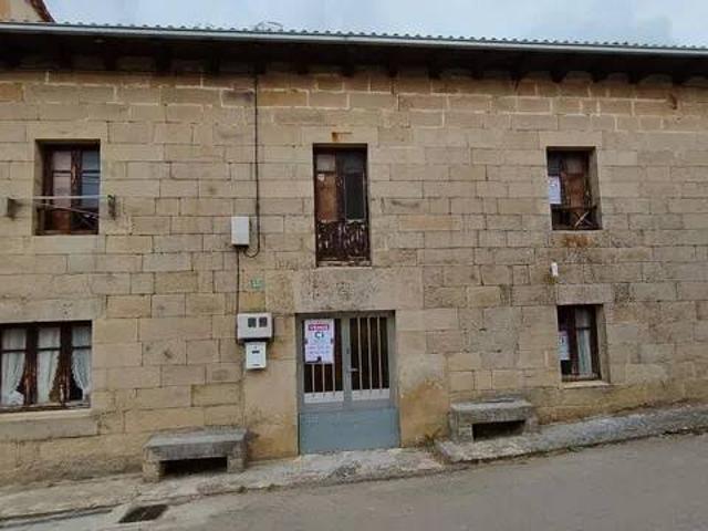Casa rústica / Caserío en Venta en Valderredible