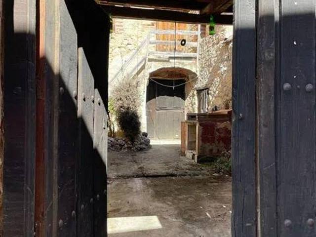 Casa rústica / Caserío en Venta en Valleruela de Pedraza