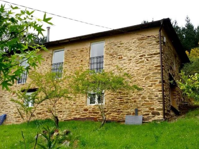 Casa rústica / Caserío en Venta en Vegadeo
