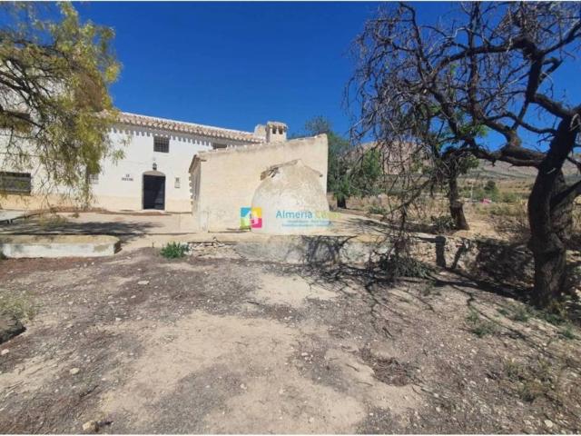 Casa rústica / Caserío en Venta en Vélez Blanco