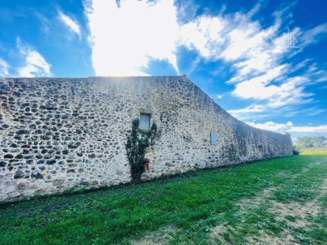 Casa rústica / Caserío en Venta en Verges