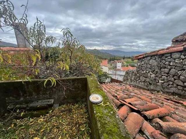 Casa rústica / Caserío en Venta en Villamiel