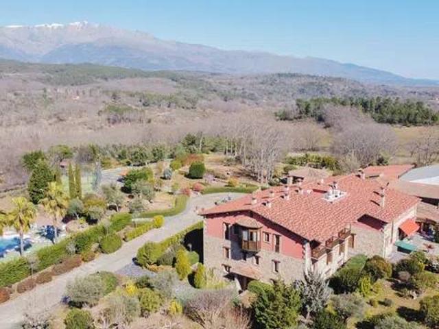 Casa rústica / Caserío en Venta en Villanueva de la Vera
