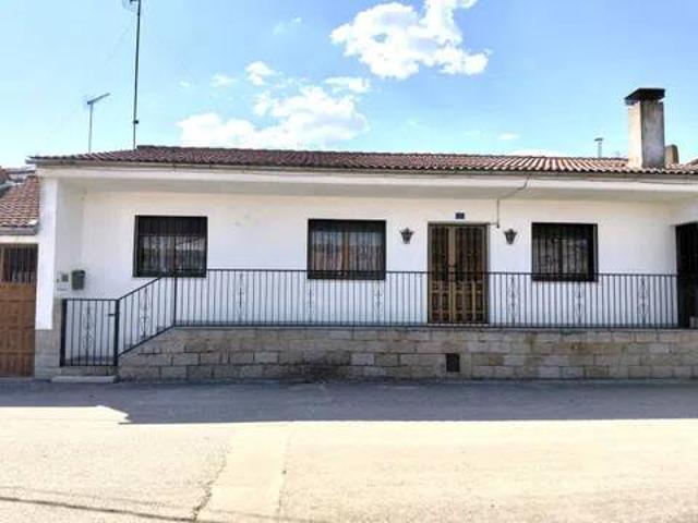 Casa rústica / Caserío en Venta en Villar del Buey
