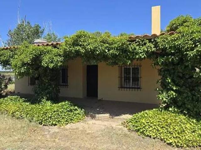 Casa rústica / Caserío en Venta en Villarrobledo