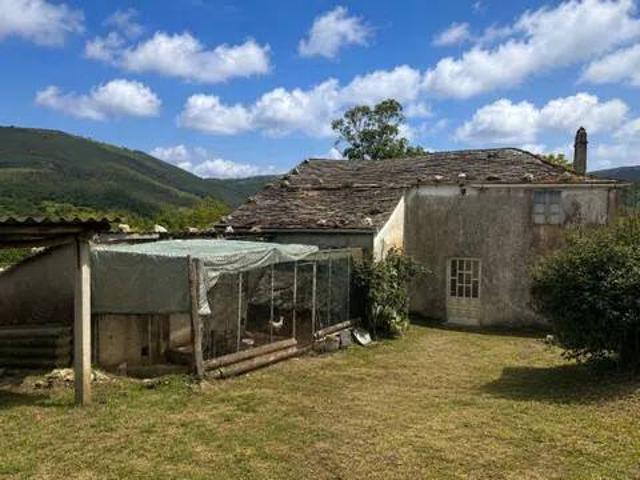 Casa rústica / Caserío en Venta en Viveiro