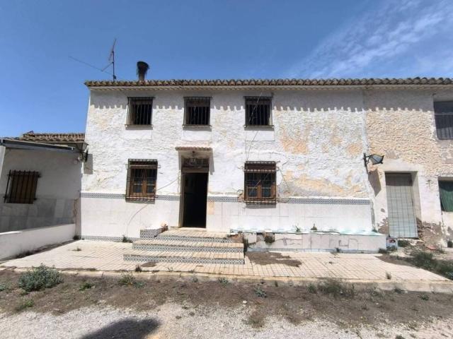 Casa rústica / Caserío en Venta en Yecla