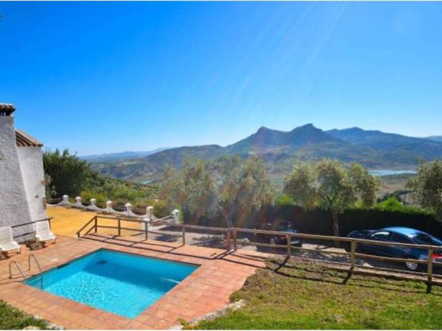 Casa rústica / Caserío en Venta en Zahara de la Sierra