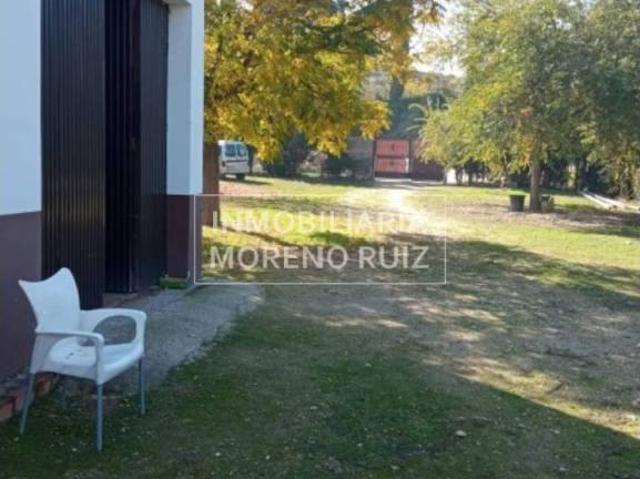 Casa rústica / Caserío en Venta en Zuheros