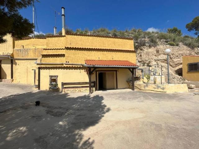 Casa rústica / Caserío en Venta en Abanilla