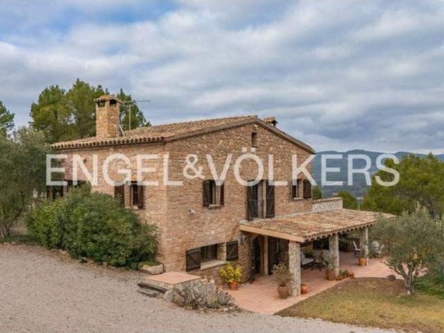 Casa rústica / Caserío en Venta en Aguilar de Segarra