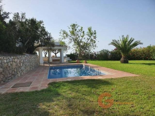 Casa rústica / Caserío en Venta en Almuñécar