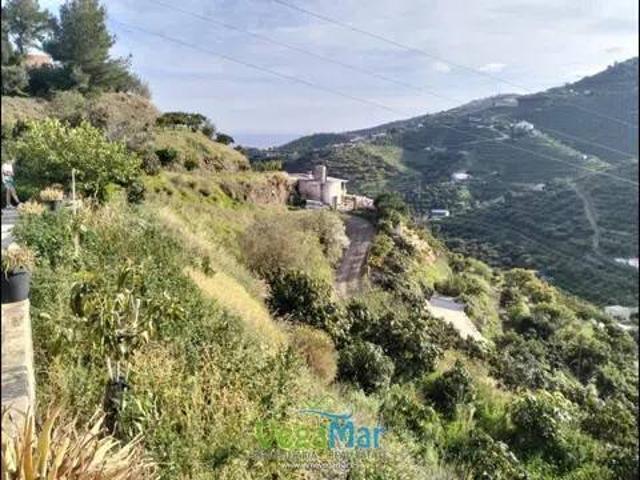 Casa rústica / Caserío en Venta en Almuñécar