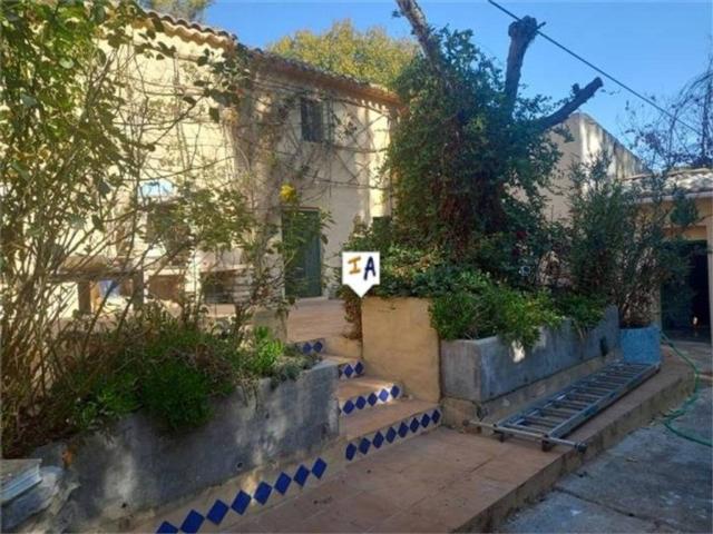 Casa rústica / Caserío en Venta en Almedinilla