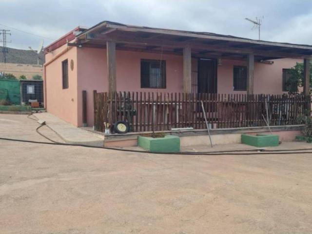 Casa rústica / Caserío en Venta en Almería