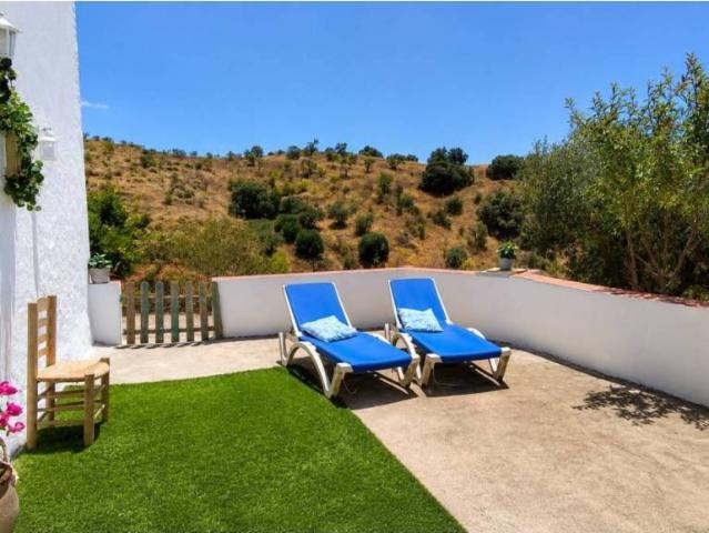 Casa rústica / Caserío en Venta en Almogía