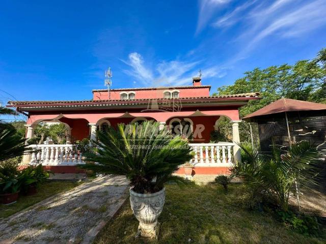 Casa rústica / Caserío en Venta en Almodóvar del Río