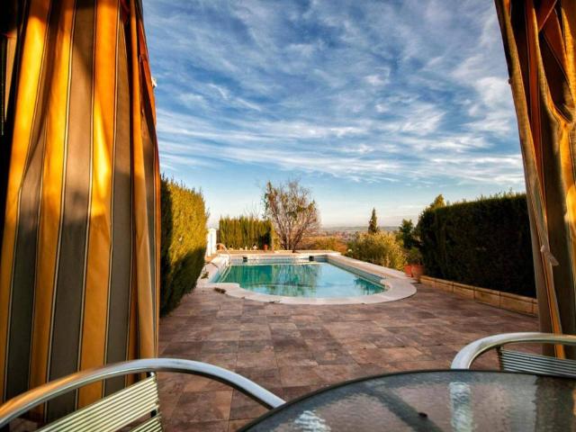 Casa rústica / Caserío en Venta en Almodóvar del Río
