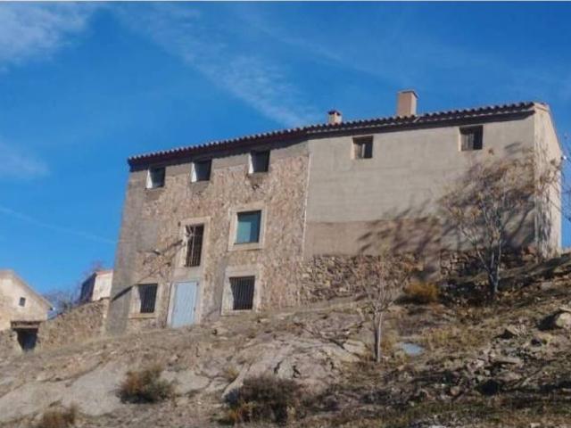 Casa rústica / Caserío en Venta en Almohaja