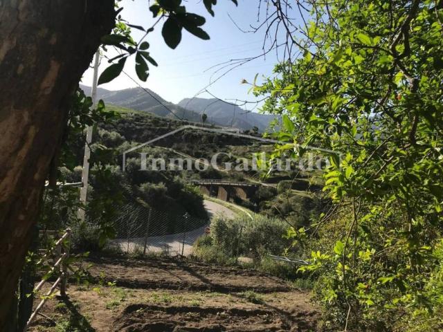 Casa rústica / Caserío en Venta en Álora