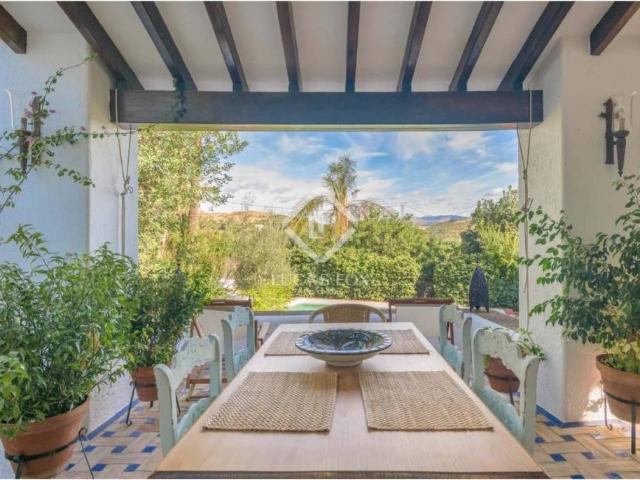 Casa rústica / Caserío en Venta en Álora