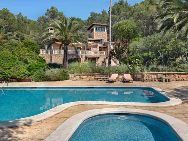 Casa rústica / Caserío en Venta en Alaró