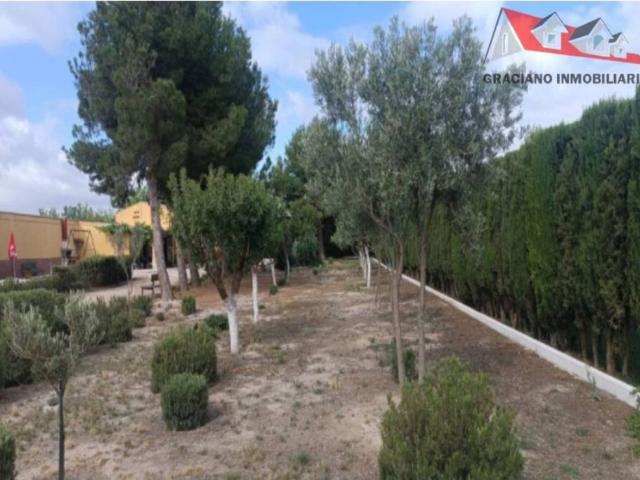 Casa rústica / Caserío en Venta en Albacete
