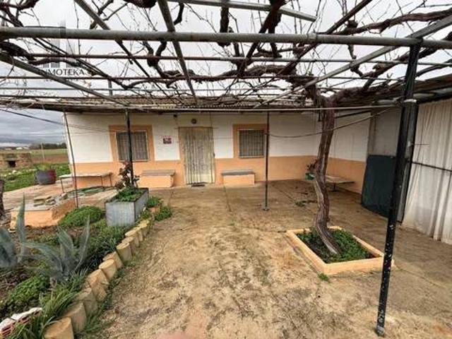 Casa rústica / Caserío en Venta en Albacete