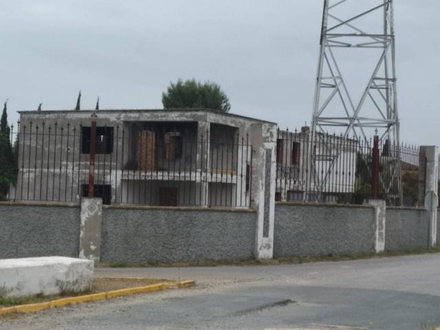Casa rústica / Caserío en Venta en Alcalá de Guadaíra