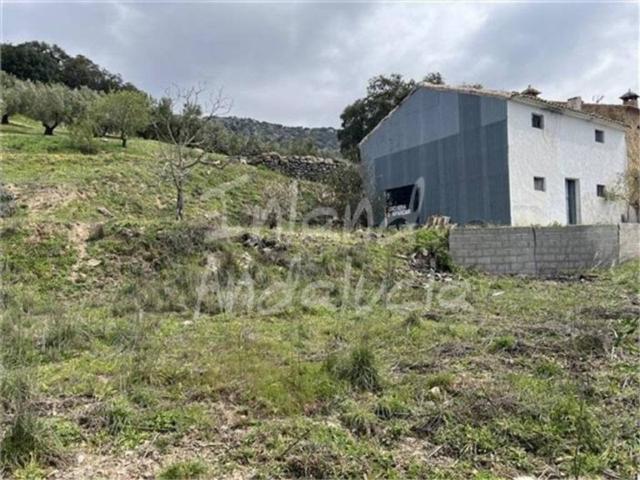 Casa rústica / Caserío en Venta en Alcalá La Real