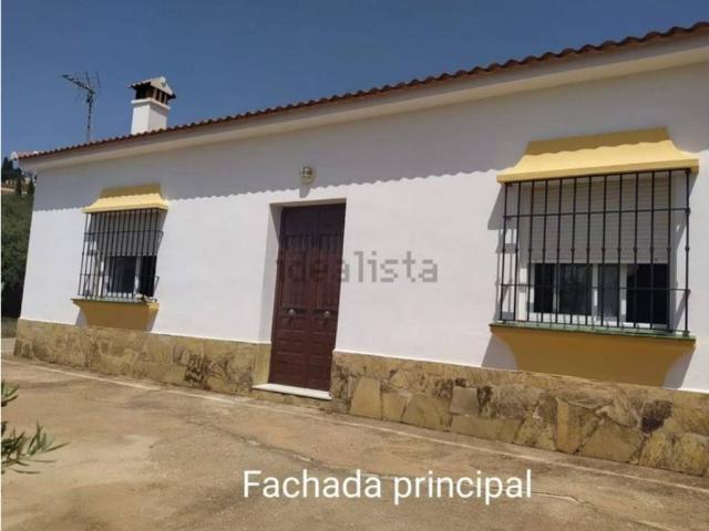 Casa rústica / Caserío en Venta en Alcaucín