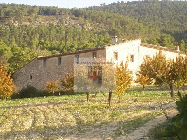 Casa rústica / Caserío en Venta en Alcoy Alcoi