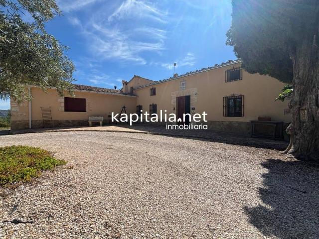 Casa rústica / Caserío en Venta en Alcoy Alcoi