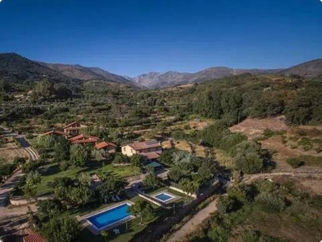 Casa rústica / Caserío en Venta en Aldeanueva de la Vera