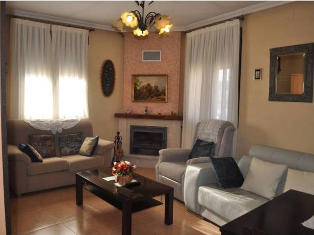 Casa rústica / Caserío en Venta en Aldeanueva del Codonal