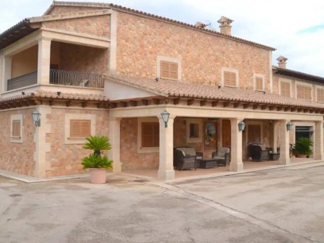 Casa rústica / Caserío en Venta en Algaida