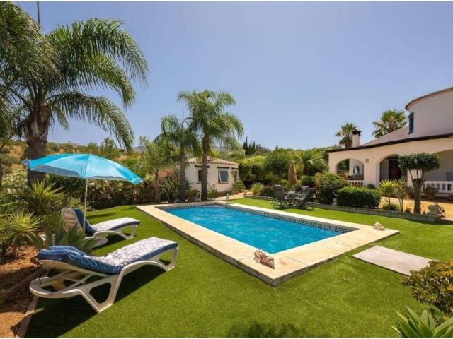 Casa rústica / Caserío en Venta en Alhaurín El Grande