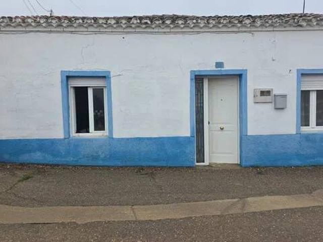 Casa rústica / Caserío en Venta en Andavías