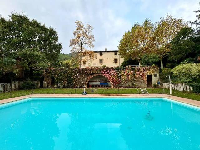 Casa rústica / Caserío en Venta en Anglès