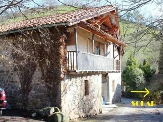 Casa rústica / Caserío en Venta en Anievas