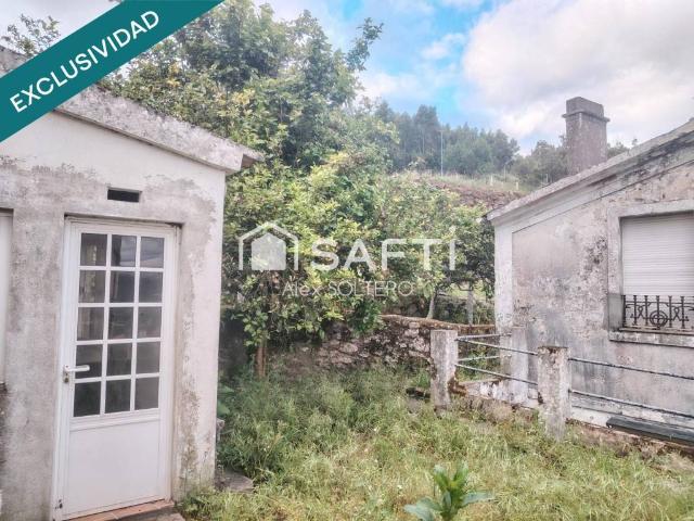 Casa rústica / Caserío en Venta en As Neves