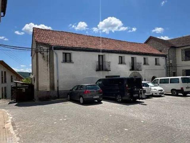 Casa rústica / Caserío en Venta en Aragüés del Puerto