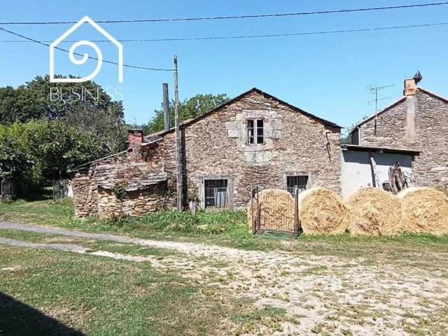 Casa rústica / Caserío en Venta en Aranga