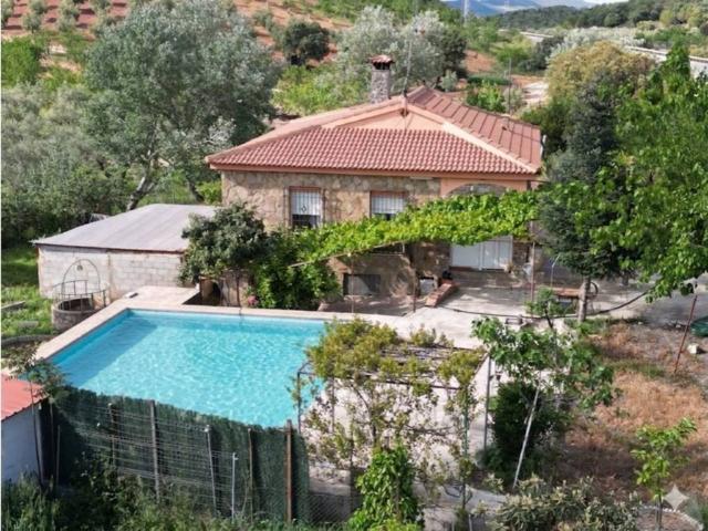 Casa rústica / Caserío en Venta en Archidona