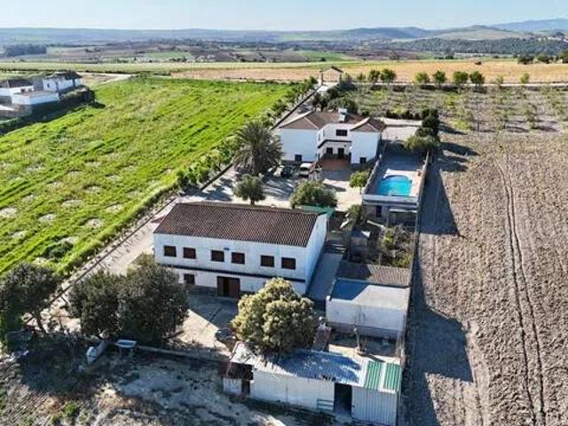 Casa rústica / Caserío en Venta en Arcos de la Frontera