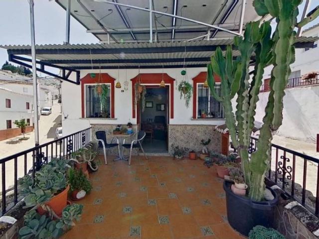 Casa rústica / Caserío en Venta en Ardales