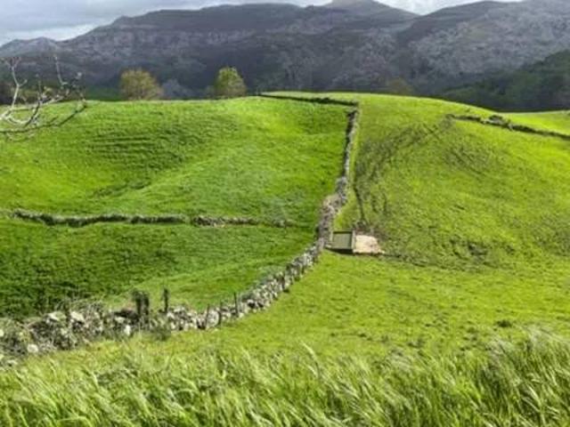 Casa rústica / Caserío en Venta en Arredondo