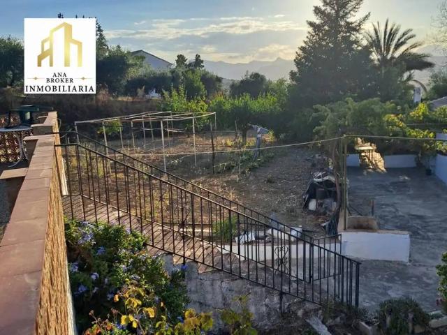 Casa rústica / Caserío en Venta en Arriate