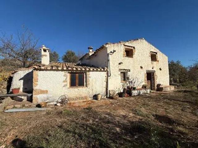 Casa rústica / Caserío en Venta en Atzeneta del Maestrat