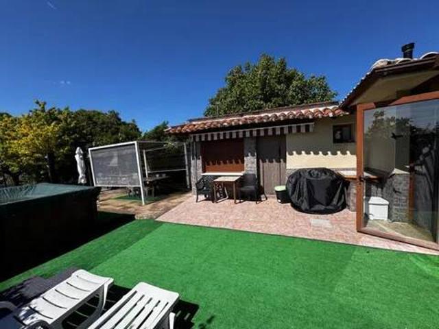 Casa rústica / Caserío en Venta en Ayegui Aiegi